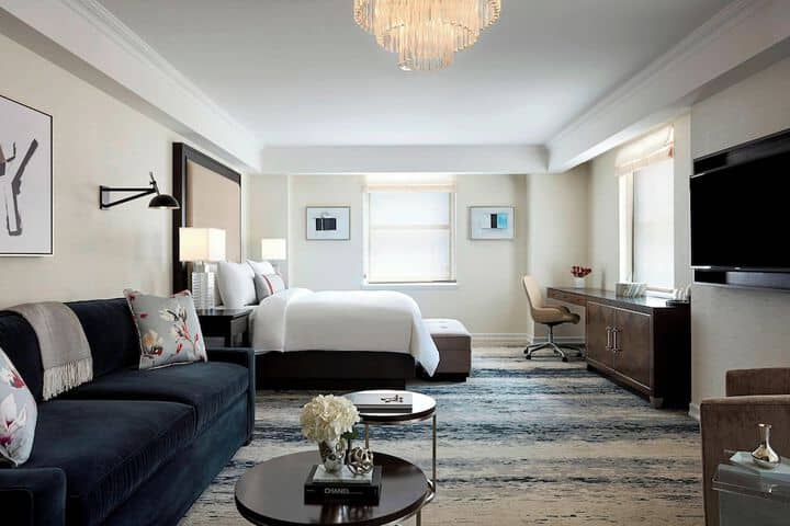 Room 16 of 173