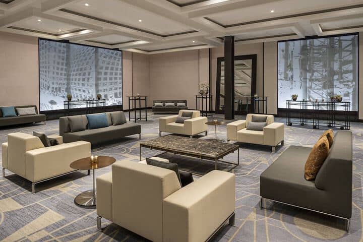 Hotel Interior 9 of 147